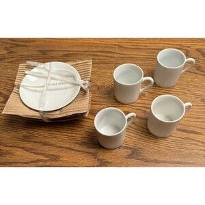 VINTAGE BENJAMIN &‎ MEDWIN 8 PIECE WHITE DEMITASSE ESPRESSO SET 4 CUPS/4 SAUCERS